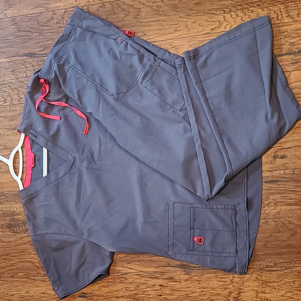 Carhartt Scrubs